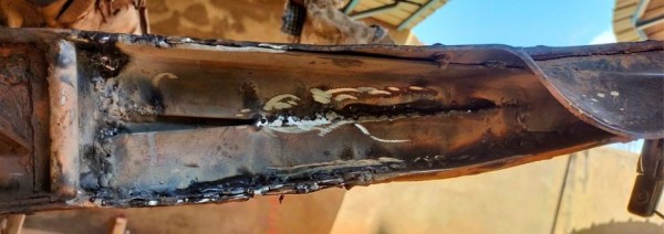 Capture 47.JPG (67.46 Kio) Vu 1185 fois 2 cornières à l'avant de la travers, coté extérieur