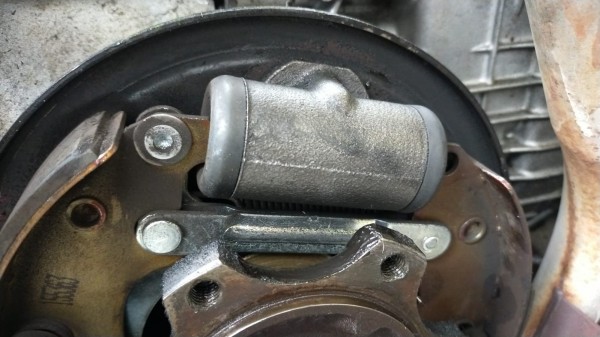 WhatsApp Image 2022-08-09 at 08.35.18.jpeg (181.68 Kio) Vu 1068 fois Le cylindre semble sec