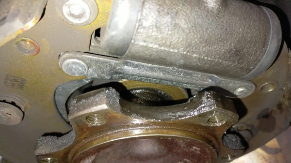 WhatsApp Image 2022-08-09 at 08.36.30.jpeg (177.33 Kio) Vu 1075 fois Le gras vient plutôt du roulement de sortie de boite qui perd sa graisse.