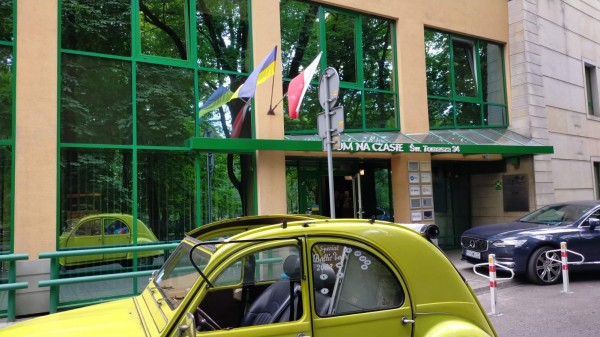 WhatsApp Image 2022-08-09 at 17.15.53.jpeg (246.94 Kio) Vu 1070 fois Photo prise devant l'entrée de notre maison ou nous avons habité de 2004 à 2006.