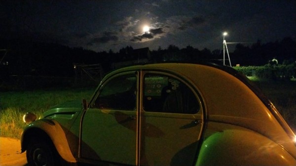 WhatsApp Image 2022-08-12 at 22.39.27.jpeg (112.69 Kio) Vu 1609 fois Pleine lune hier soir en rentrant au camping