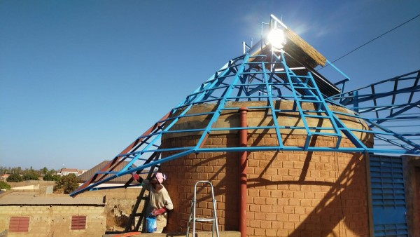 WhatsApp Image 2023-01-26 at 17.22.43.jpeg (238.37 Kio) Vu 2392 fois La structure de la deuxième case prend forme