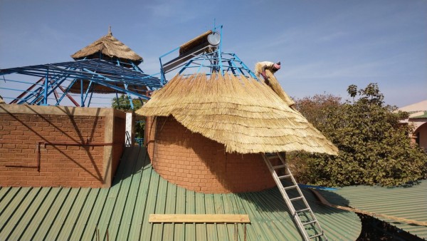 WhatsApp Image 2023-02-02 at 11.03.38.jpeg (325.15 Kio) Vu 2354 fois ce matin, mise en place de la couverture de la deuxième case.