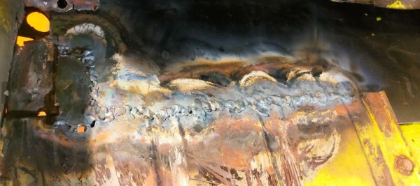 Capture 157.JPG (103.58 Kio) Vu 5875 fois les soudures avancent doucement.