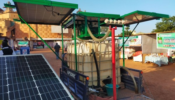 Capture 025.JPG (153.15 Kio) Vu 3175 fois pompe solaire de surface montée sur le tricycles.