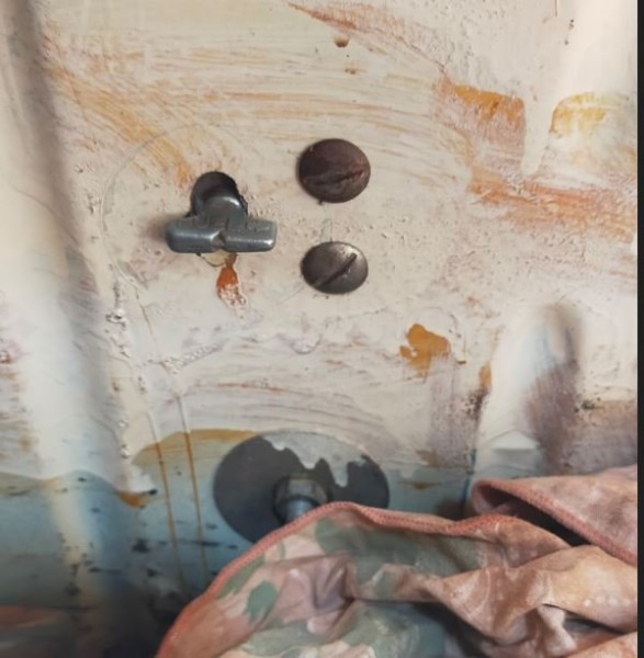 commande coté habitacle.