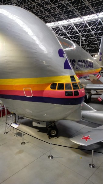 WhatsApp Image 2025-06-07 à 15.45.59_ac370e53.jpg (136.24 Kio) Vu 791 fois Le super GUPPY pour transporter les éléments d'avion d'un site à l'autre