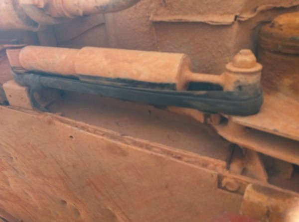 J'ai aussi remis les chambres à air pour soulager les ressorts arrière et rehausser la voiture.