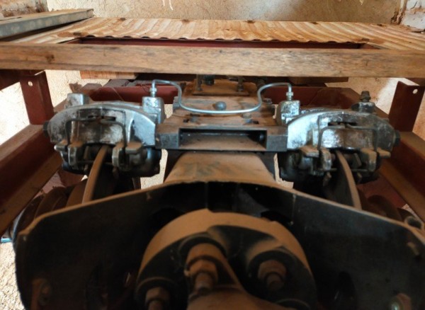 de même pour les étriers et raccord.